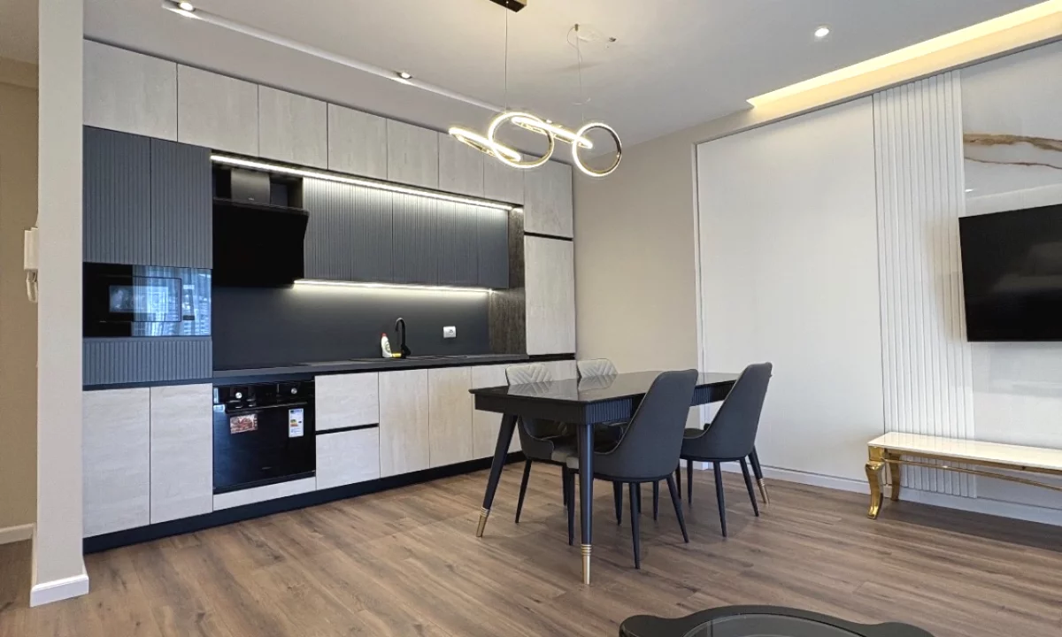 Shtepi me qera Apartament ne Tirane, 2+1, Mobilimi E mobiluar, Pagesa 1,000  Euro.