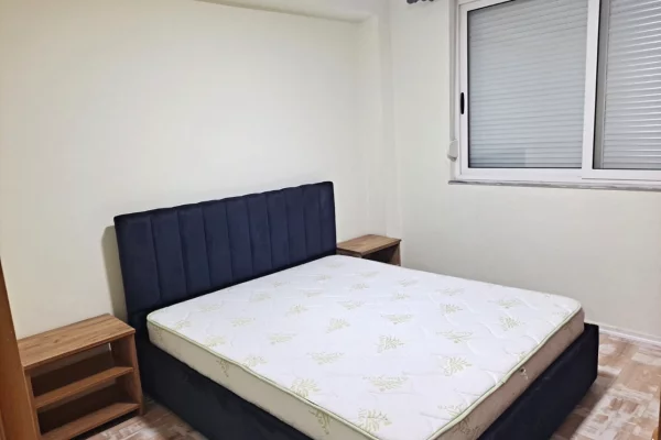 Shtepi me qera 2+1 ne Tirane - 55,000 Leke