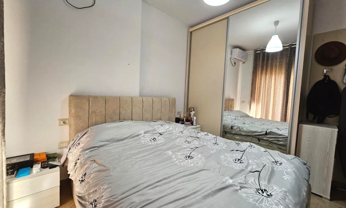 Shtepi me qera Apartament ne Tirane, 1+1, Mobilimi E mobiluar, Pagesa 40,000  Leke.