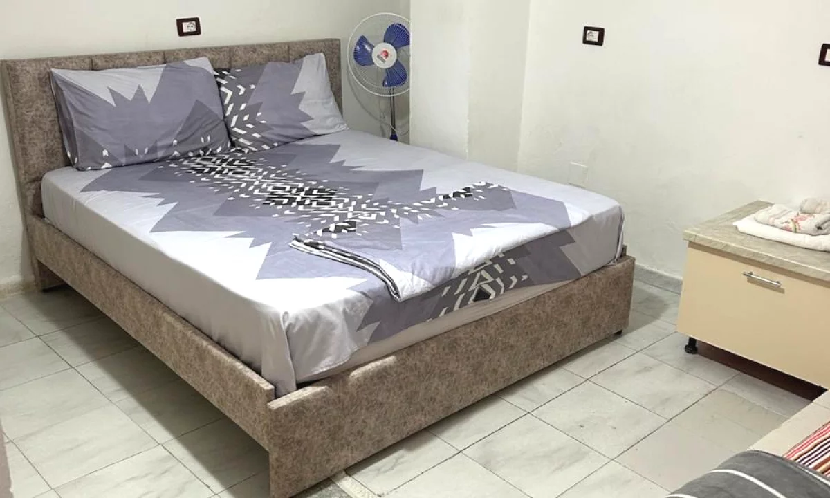 Shtepi me qera Apartament ne Tirane, 1+1, Mobilimi E mobiluar, Pagesa 45,000  Leke.