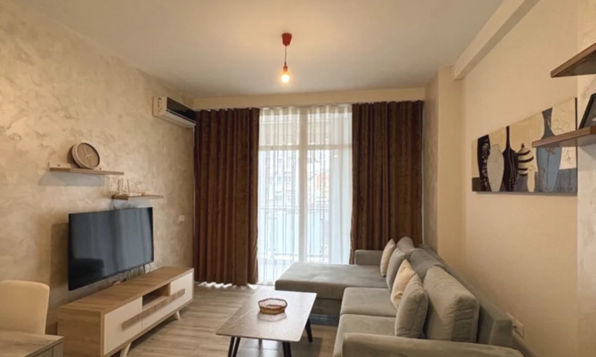 Shtepi me qera Apartament ne Tirane, 2+1, Mobilimi E mobiluar, Pagesa 80,000  Leke.