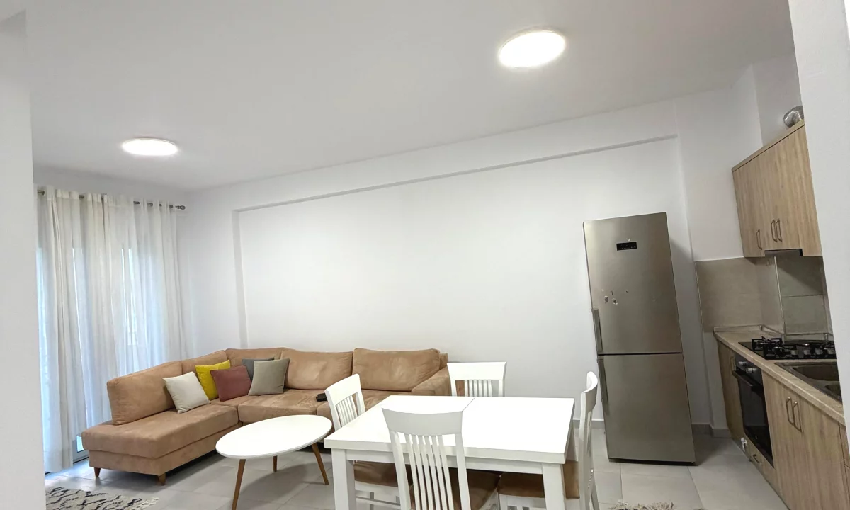 Shtepi me qera Apartament ne Tirane, 2+1, Mobilimi E mobiluar, Pagesa 60,000  Leke.