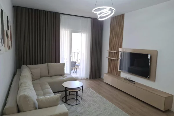 Apartament 2+1 me qera tek Kupola