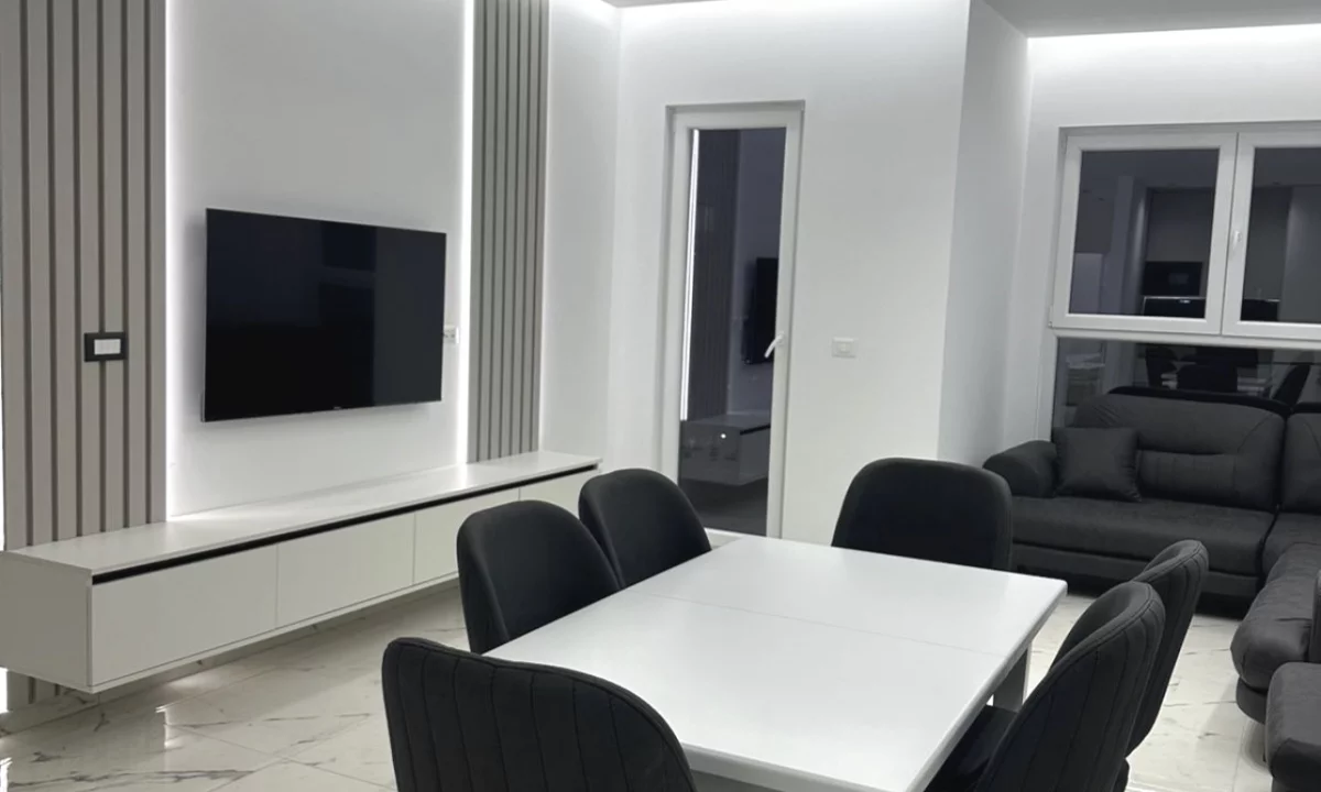 Shtepi me qera Apartament ne Tirane, 2+1, Mobilimi E mobiluar, Pagesa 75,000  Leke.