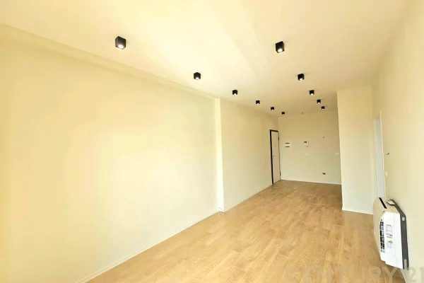 ZYRE PER QIRA NE TIRANA GARDEN BUILDING -KATI 20