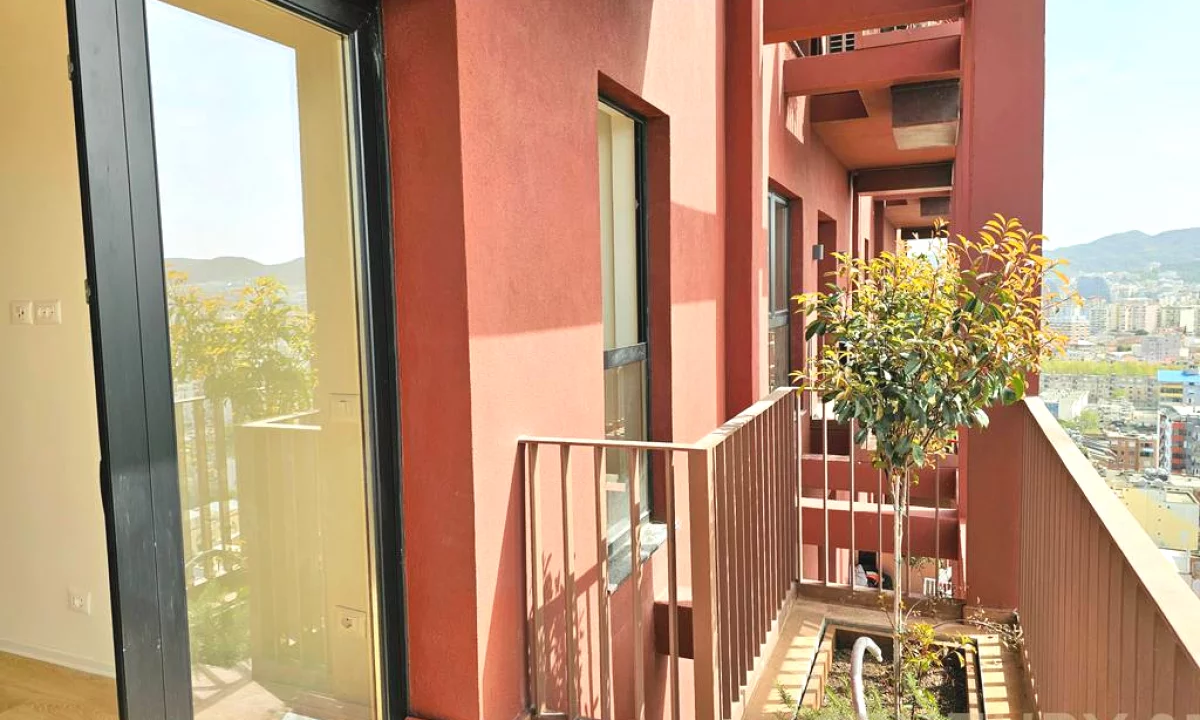 ZYRE PER QIRA NE TIRANA GARDEN BUILDING -KATI 20