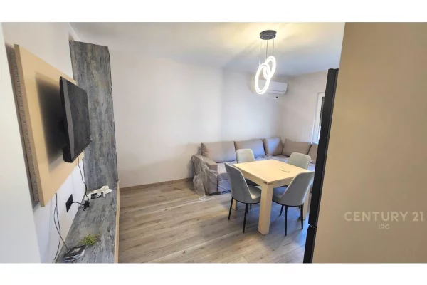 Appartamento in affitto a Tirana 1+1, Arredato