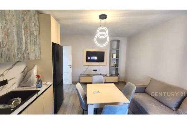 Appartamento in affitto a Tirana 1+1, Arredato