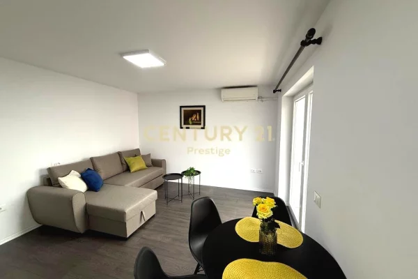 Appartamento in affitto a Tirana 1+1, Arredato