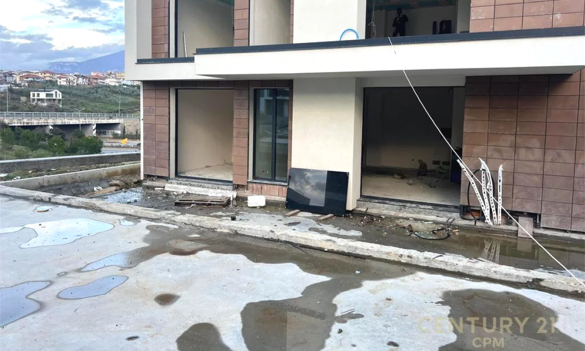 Appartamento in vendita a Tirana 2+1, Vuoto