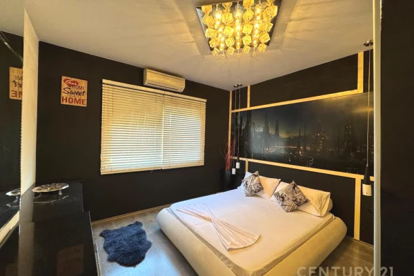 Appartamento in affitto a Tirana 2+1, Arredato