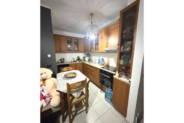 Appartamento in affitto a Tirana 1+1, Arredato