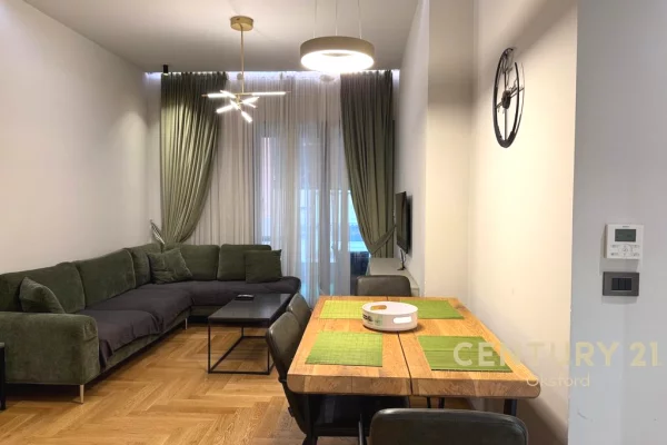 Appartamento in affitto a Tirana 1+1, Arredato