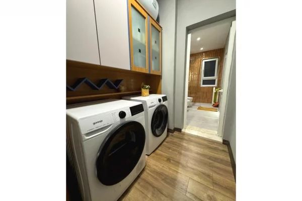 Appartamento in affitto a Tirana 2+1, Arredato