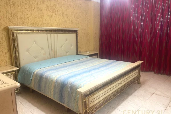 Appartamento in affitto a Tirana 3+1, SemiArredato