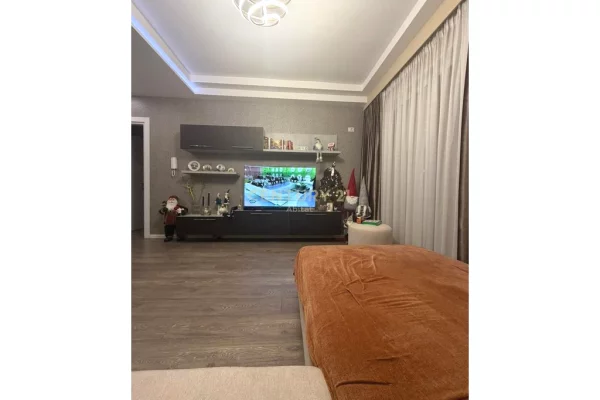 House for Sale 2+1 in Tirana - 215,000 Euro