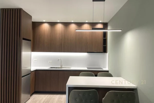 Appartamento in affitto a Tirana 1+1, Arredato