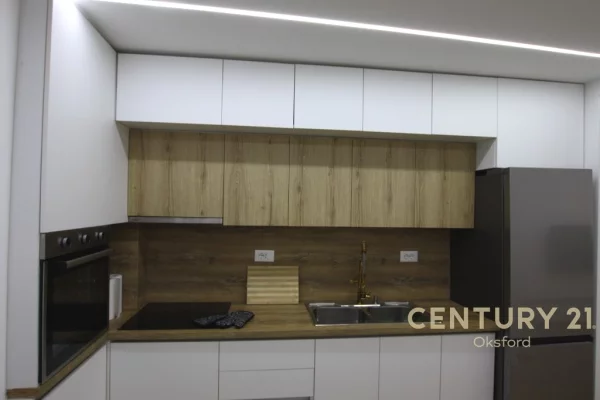 Appartamento in affitto a Tirana 1+1, Arredato