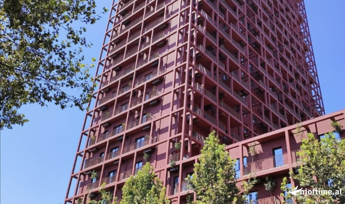Shitet Dylan ne Katin 0 tek Tirana Garten Building  