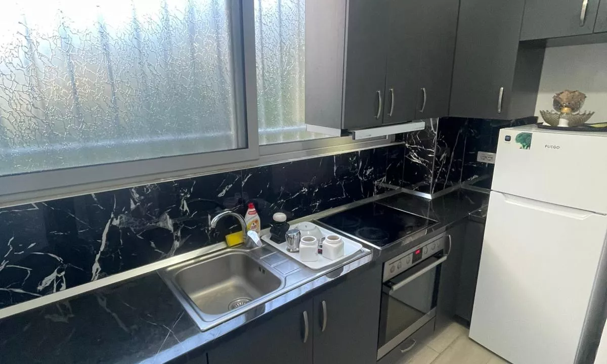 Shtepi me qera Apartament ne Tirane, 2+1, Mobilimi E mobiluar, Pagesa 35,000  Leke.