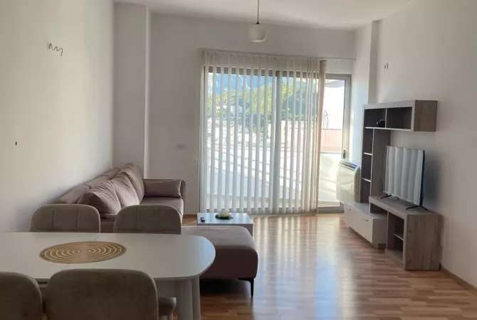 Apartament me qera 2+1 Fresk 