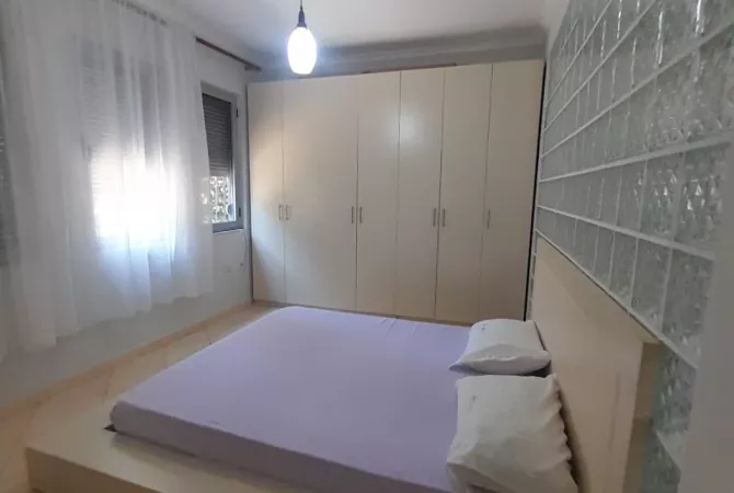 Apartament me qera 1+1 Fresk 