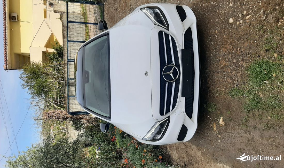 Auto in Vendita a Fier, Mercedes-Benz, 2019 Diesel,Kambio Automatik Pagamento 28,500  Euro.