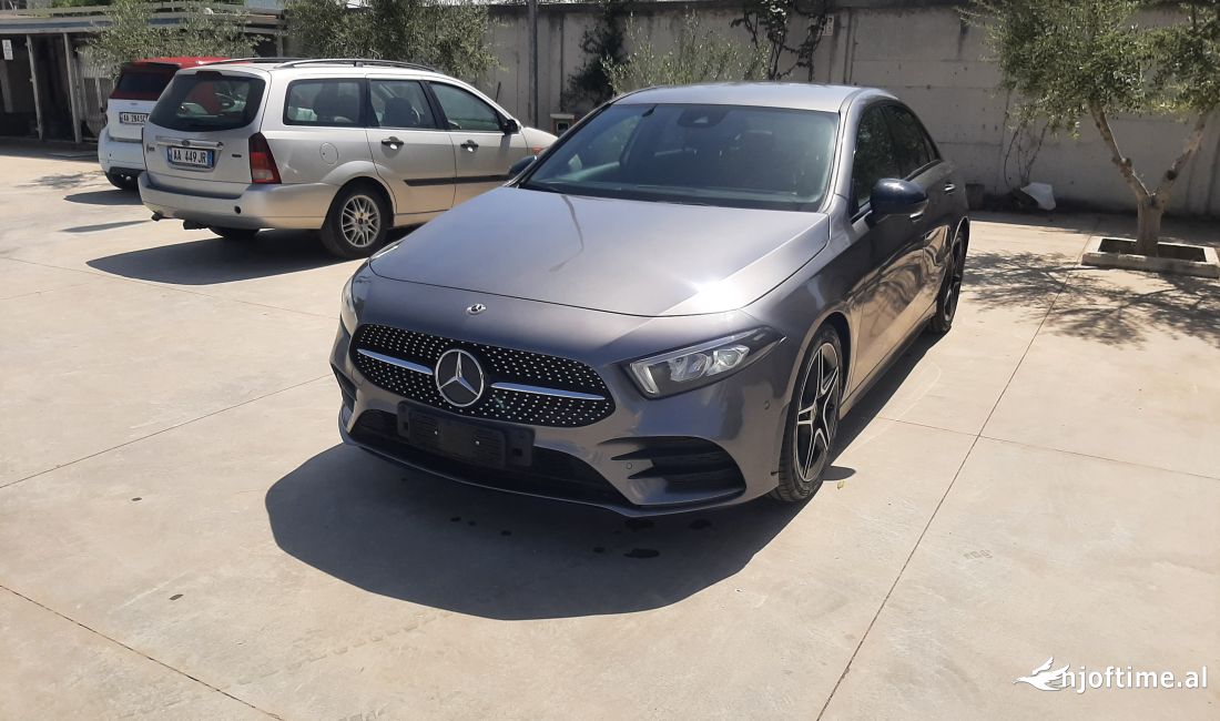 Auto in Vendita a Fier, Mercedes-Benz, 2020 Diesel,Kambio Automatik Pagamento 28,500  Euro.