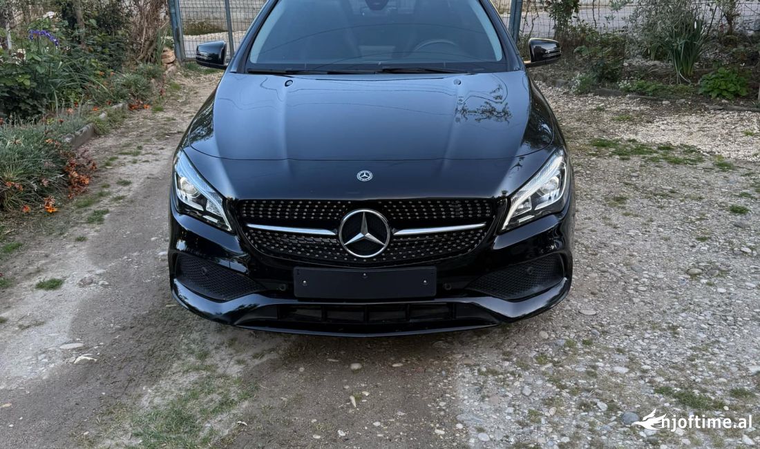 Auto in Vendita a Fier, Mercedes-Benz, 2019 Benzine,Kambio Automatik Pagamento 28,500  Euro.