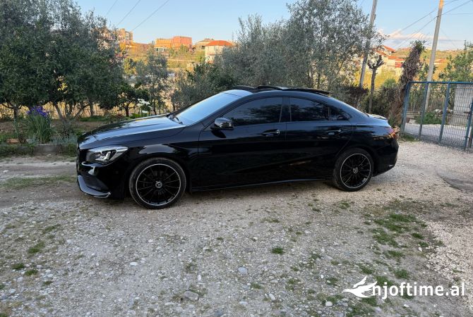 Auto in Vendita a Fier, Mercedes-Benz, 2019 Benzine,Kambio Automatik Pagamento 28,500  Euro.