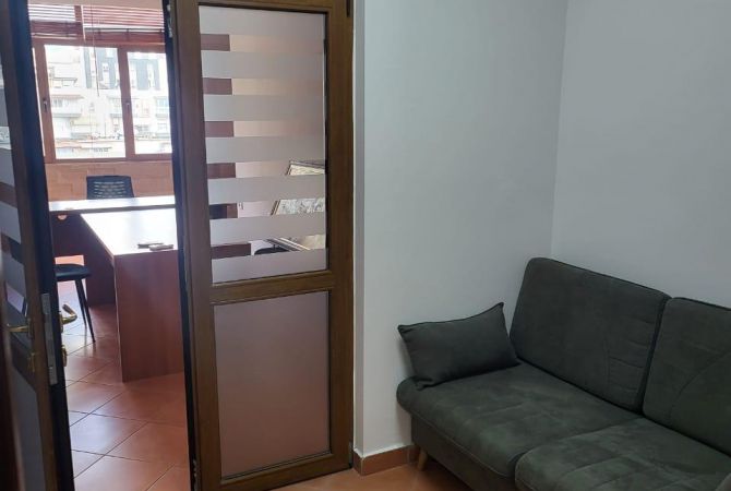 AMBIENT ZYRE PER QERA PRANE QENDRES!!!