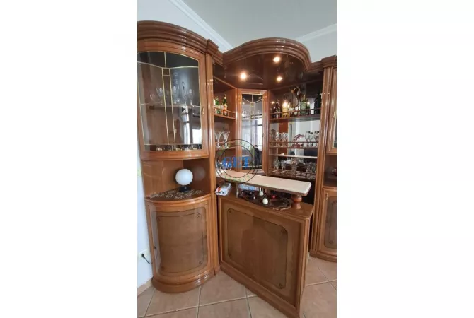 Shtepi me qera Apartament ne Durres, 2+1, Mobilimi E mobiluar, Pagesa 600  Euro.