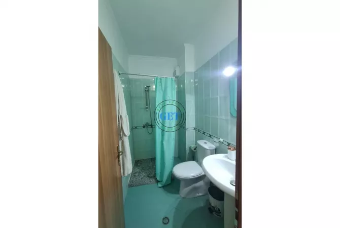 Shtepi me qera Apartament ne Durres, 2+1, Mobilimi E mobiluar, Pagesa 600  Euro.
