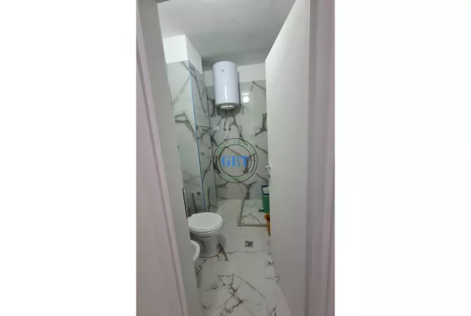 Apartament 1+1, vij e dyte me detin, te Pelikani Plazh, Durrës