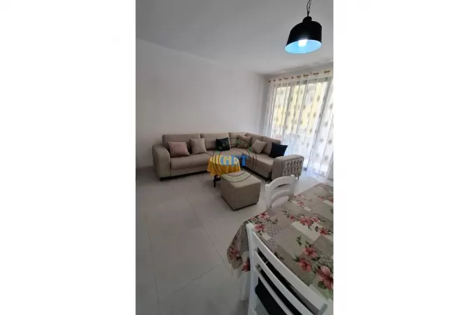 Shtepi me qera Apartament ne Durres, 1+1, Mobilimi E mobiluar, Pagesa 400  Euro.