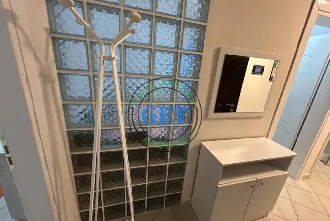 Shtepi me qera Apartament ne Durres, 2+1, Mobilimi E mobiluar, Pagesa 500  Euro.