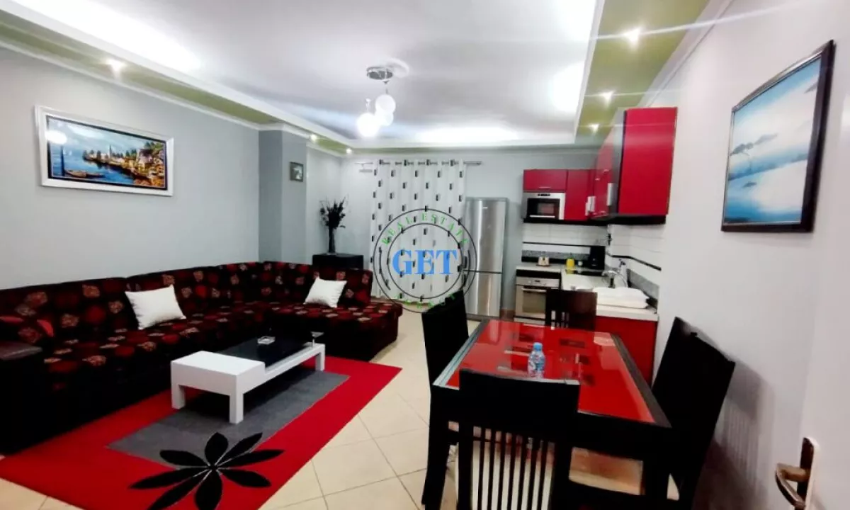 Shtepi me qera Apartament ne Durres, 2+1, Mobilimi Pjeserisht e mobiluar, Pagesa 400  Euro.