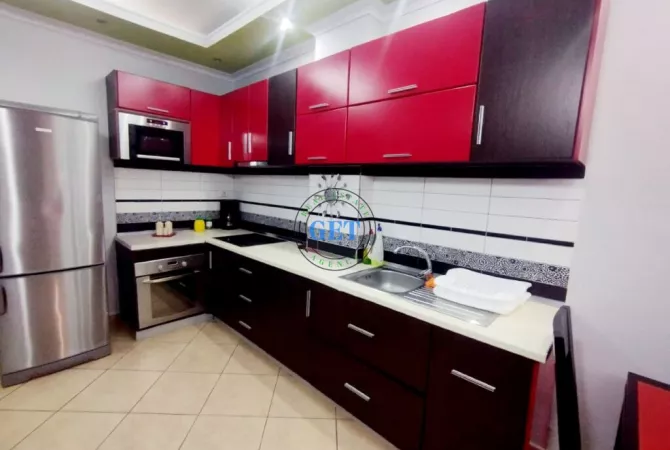 Shtepi me qera Apartament ne Durres, 2+1, Mobilimi Pjeserisht e mobiluar, Pagesa 400  Euro.