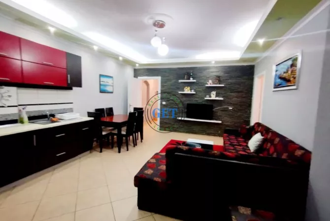 Shtepi me qera Apartament ne Durres, 2+1, Mobilimi Pjeserisht e mobiluar, Pagesa 400  Euro.