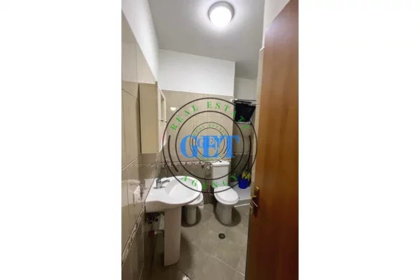 Shtepi ne shitje Apartament ne Durres, Garsoniere, Mobilimi E mobiluar, Pagesa 58,000  Euro.
