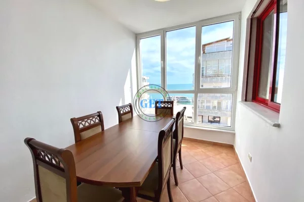 Shtepi ne shitje Apartament ne Durres, 2+1, Mobilimi E mobiluar, Pagesa 250,000  Euro.