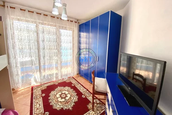 Shtepi ne shitje Apartament ne Durres, 2+1, Mobilimi E mobiluar, Pagesa 250,000  Euro.
