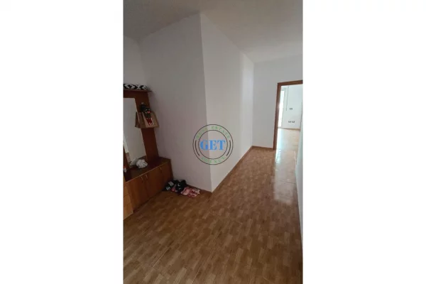 Shtepi me qera Apartament ne Durres, 2+1, Mobilimi E mobiluar, Pagesa 500  Euro.