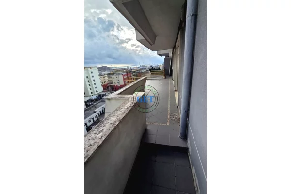 Shtepi me qera Apartament ne Durres, 2+1, Mobilimi E mobiluar, Pagesa 500  Euro.
