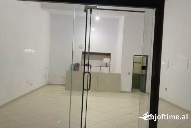Business Property in Sale 1+1 in Tirana - 150,000 Euro