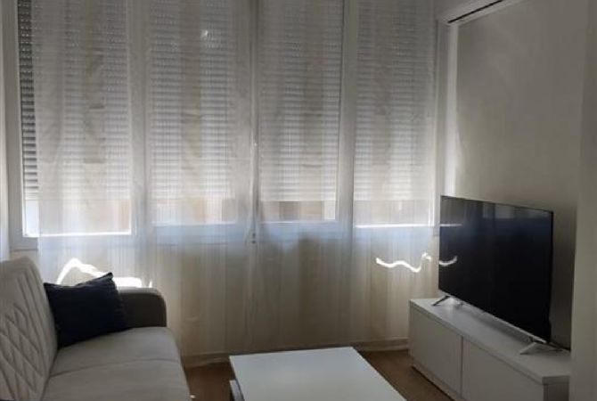 Apartament 1+1 me qera Astir 300€ 