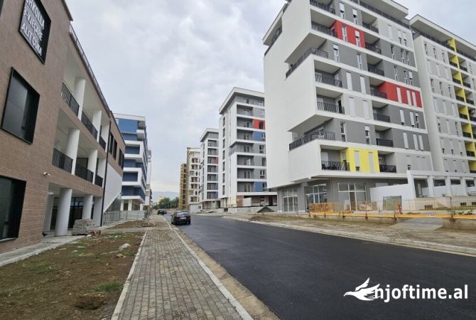 Ambient biznesi ne shitje 1+1 ne Tirane - 125,000 Euro