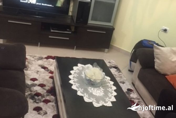 Shtepi me qera 2+1 ne Vlore - 350 Euro