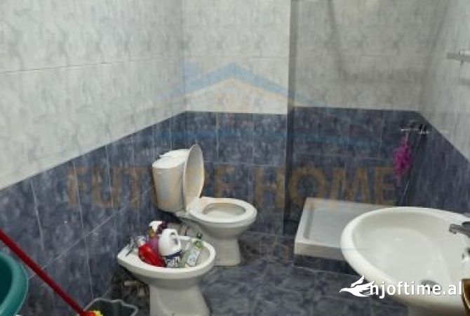 Appartamento in vendita a Tirana 1+1, Arredato