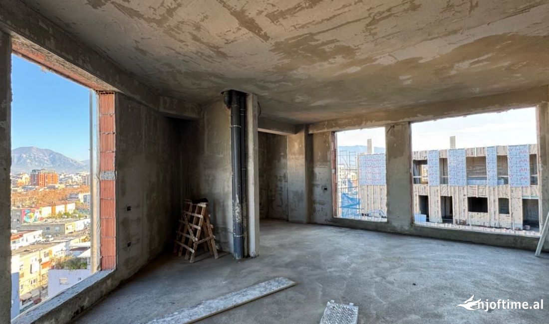 Shtepi ne shitje Apartament ne Tirane, 2+1, Mobilimi Bosh, pa mobiluar, Pagesa 340,000  Euro.